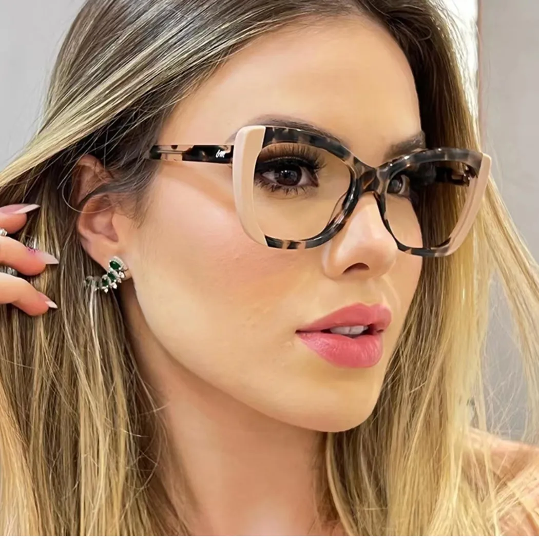 Cat-eye Tortoiseshell Eyeglasses