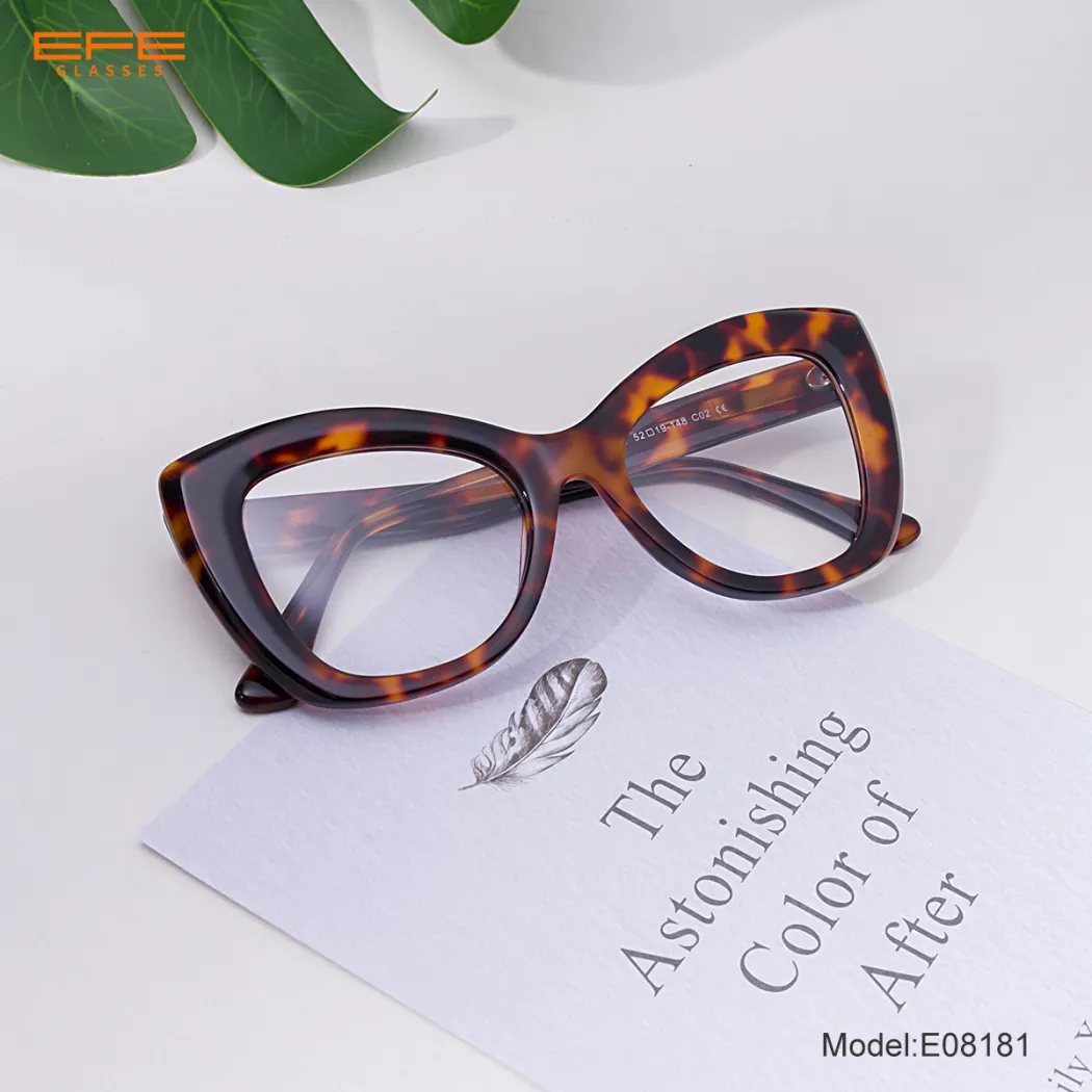 Cat-eye Tortoiseshell Eyeglasses