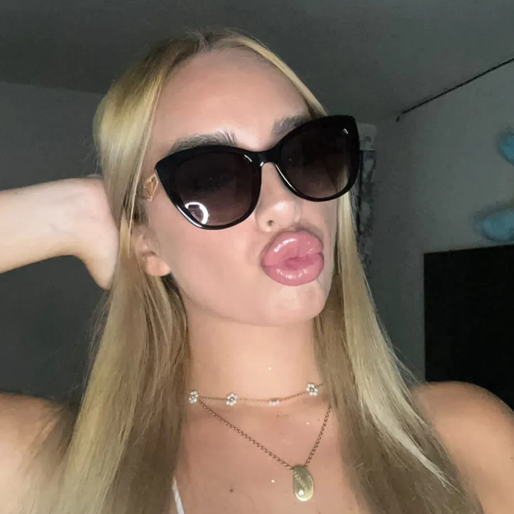 Cat-eye Black Sunglasses