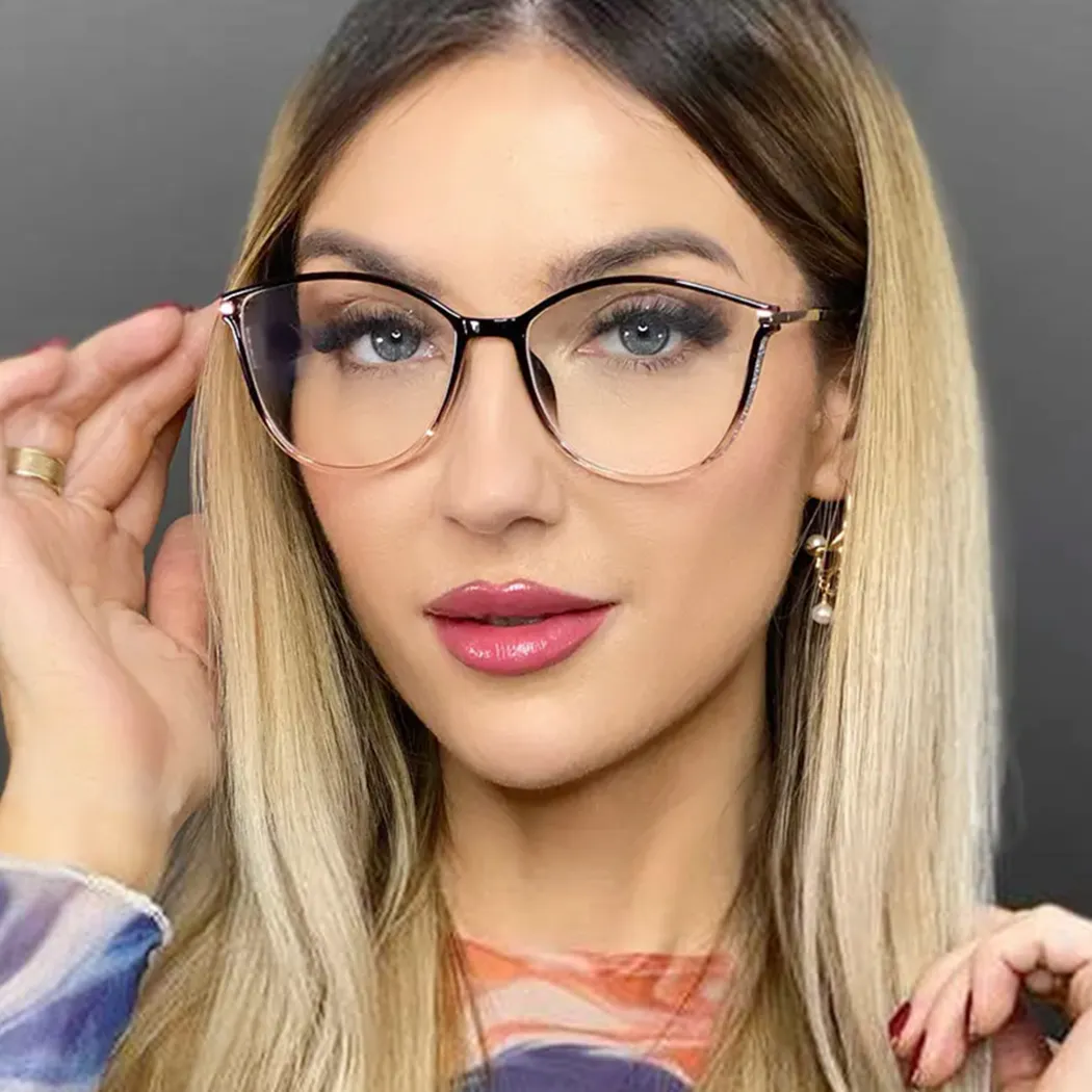 Cat-eye Gradient Pink Eyeglasses