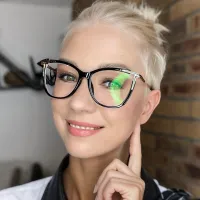 Cat-eye Black Eyeglasses