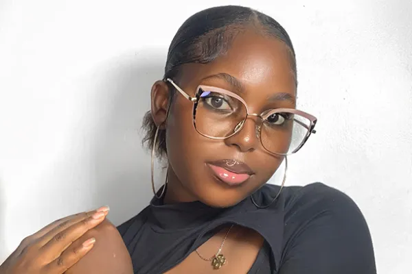 How to Choose Unique Glasses That Reflect Your Personality