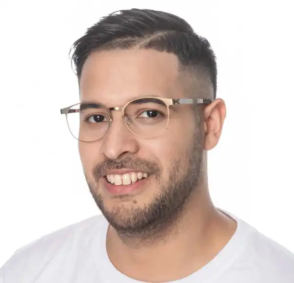 Finding the Perfect Pair: Men's Round Prescription Glasses