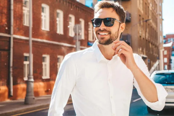 How to Choose the Perfect Men's Sunglasses for Oval Face: Expert Tips and Advice
