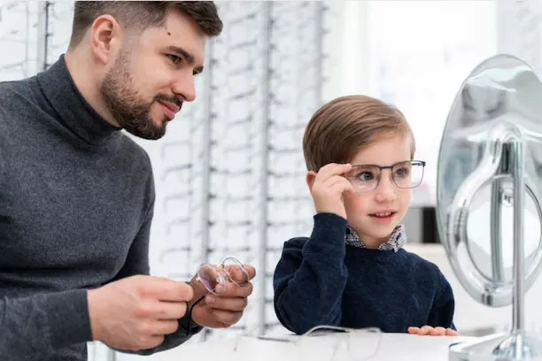 How to Choose the Perfect Glasses Frame Size for Varifocal Lenses?