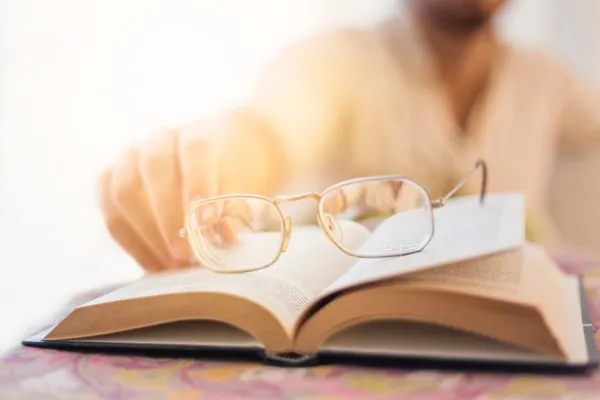 Why Bifocal Reading Glasses Are a Smart Choice?