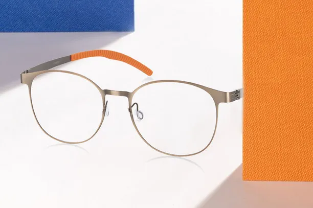 Choosing the Ideal Brown Glasses for Your Skin Tone in 2025